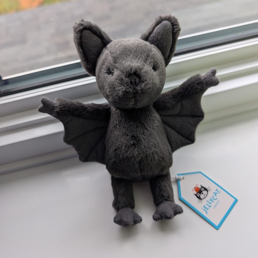Ooky Bat BNWT Jellycat